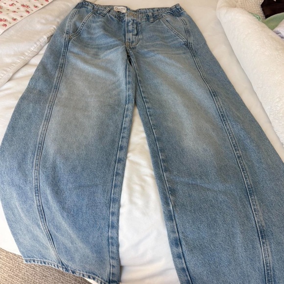 Pilcro Light Blue High-Rise Wide-Leg Jeans - Picture 4 of 6